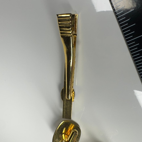 Taiwan Jewelry Gold Tone Black Cufflinks and‎ Tie Clip Set - Picture 9 of 16